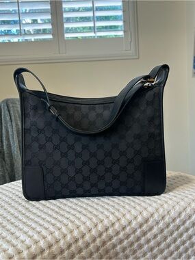 Gucci black monogram shoulder bag